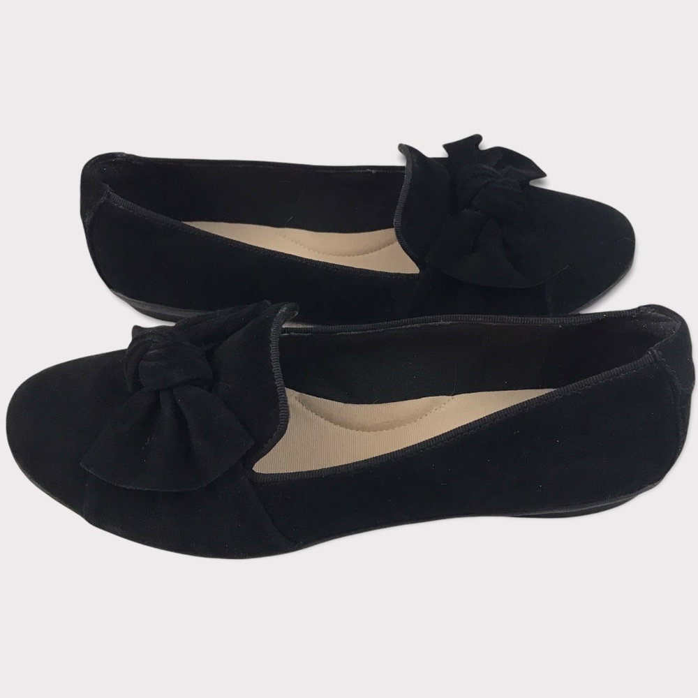 Collection by Clarks Gracelin Jonas Oversize bow on toe black flats size 7.5